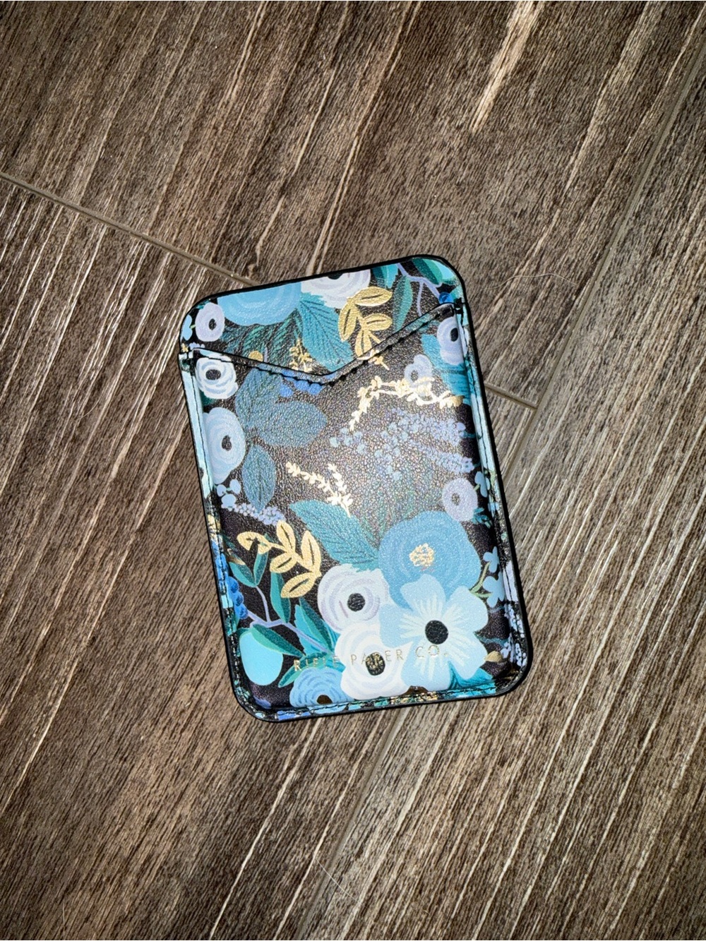 Floral Blue Card MagSafe